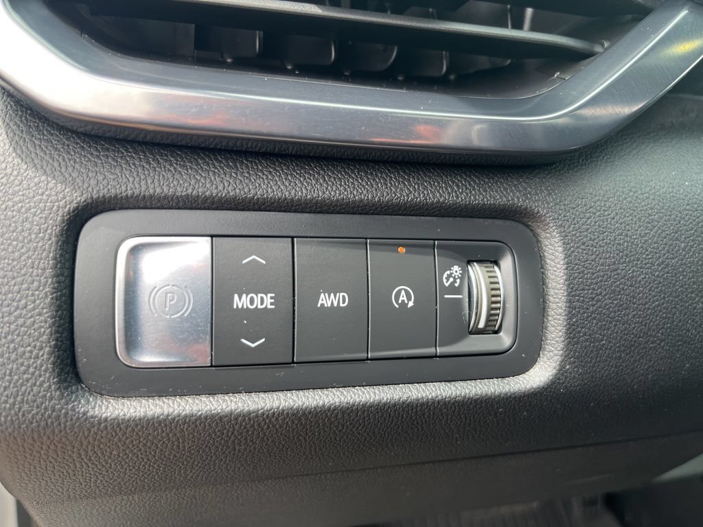 Used 2024 GMC Acadia AT4 AWD/4WD image 27