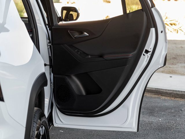 Used 2026 Chevrolet Equinox RS image 22