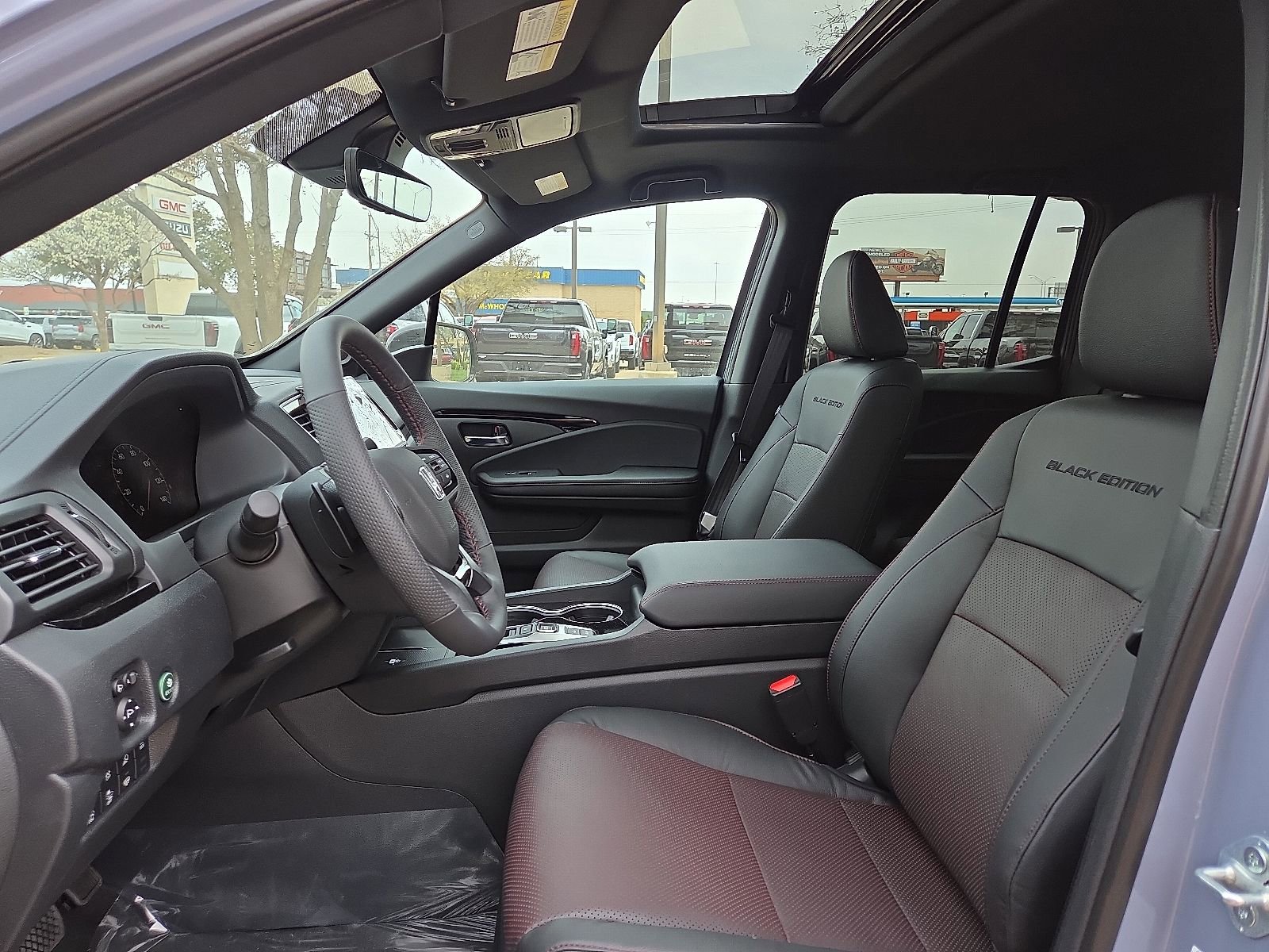 New 2026 Honda Ridgeline Black Edition image 10