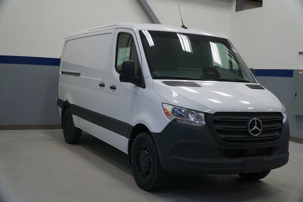 New 2025 Mercedes-Benz Sprinter 2500 image 1