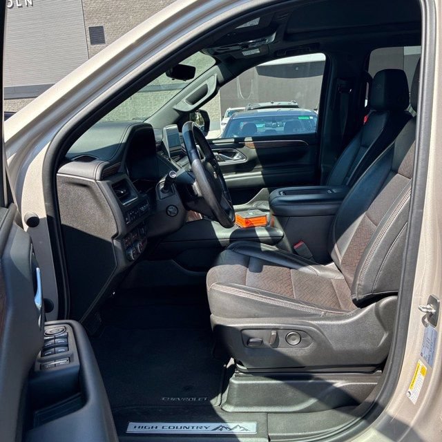 Used 2021 Chevrolet Tahoe High Country AWD/4WD image 17