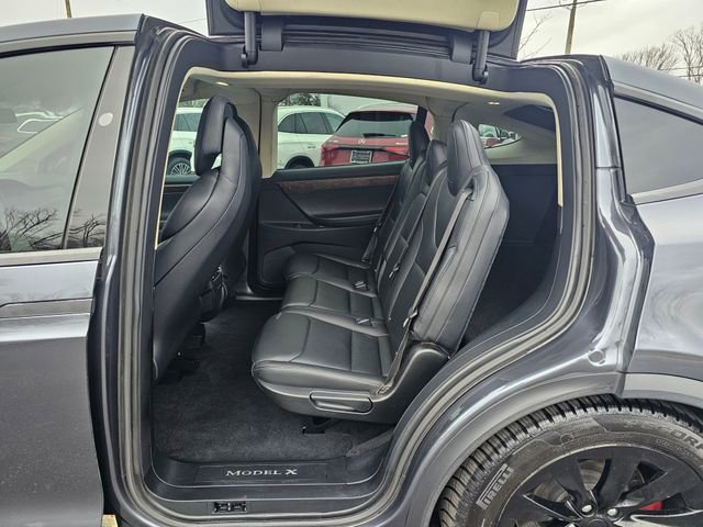 Used 2018 Tesla Model X 75D image 22