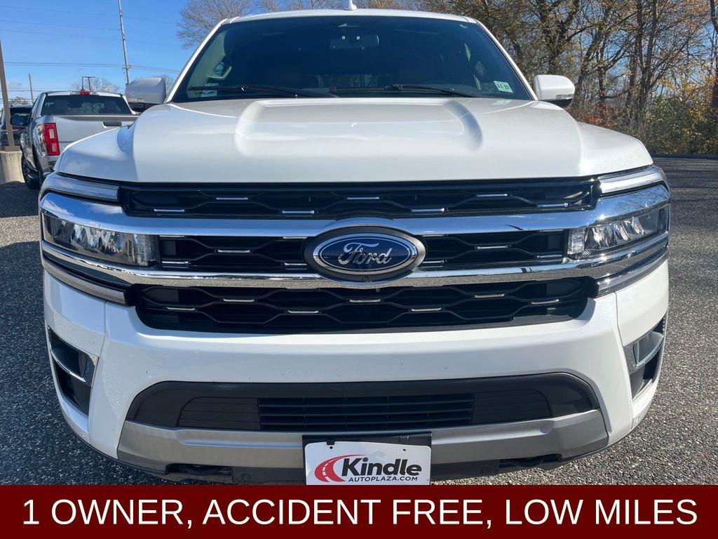 Used 2022 Ford Expedition Limited image 2