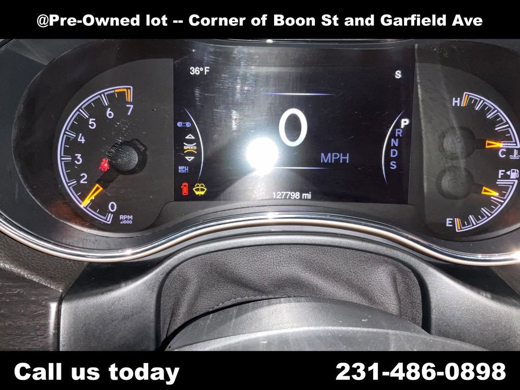 Used 2015 Jeep Grand Cherokee Laredo w/ Quick Order Package 23E AWD/4WD image 22