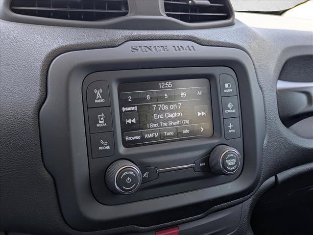 Used 2017 Jeep Renegade Altitude FWD image 14