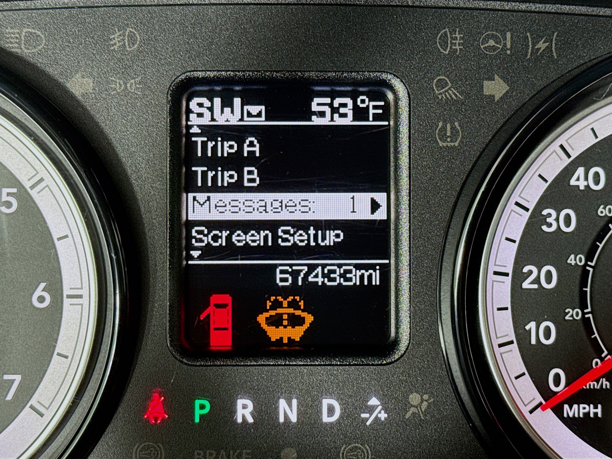 Used 2020 RAM 1500 Classic SLT image 15