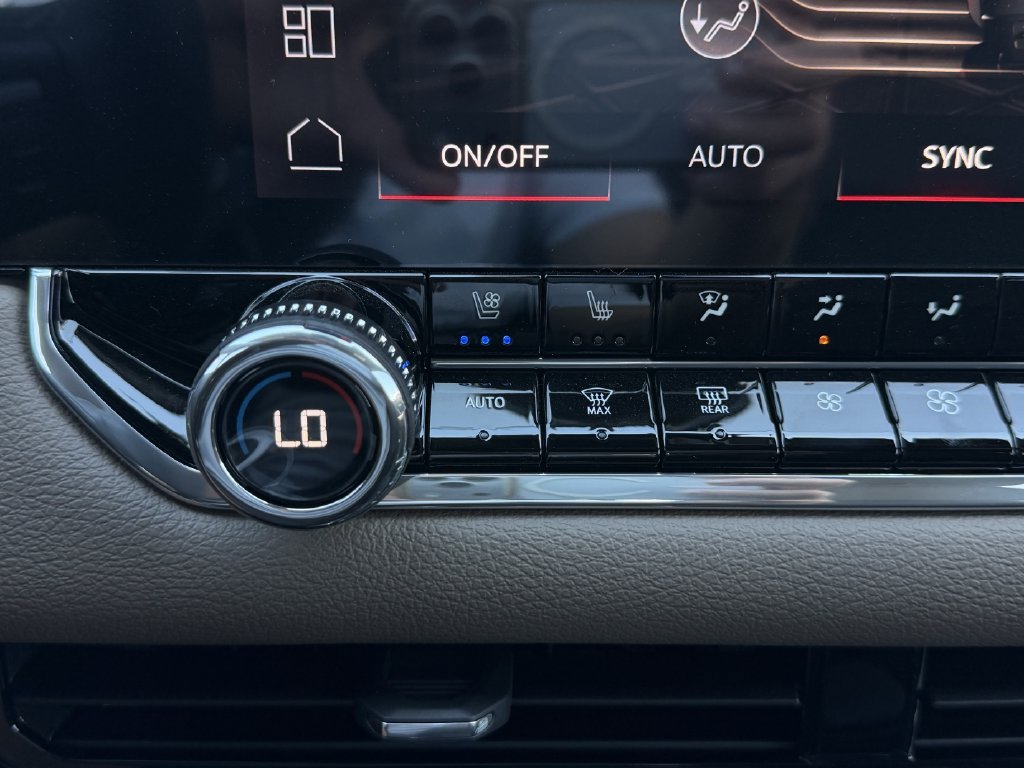 New 2026 GMC Canyon Denali AWD/4WD image 17