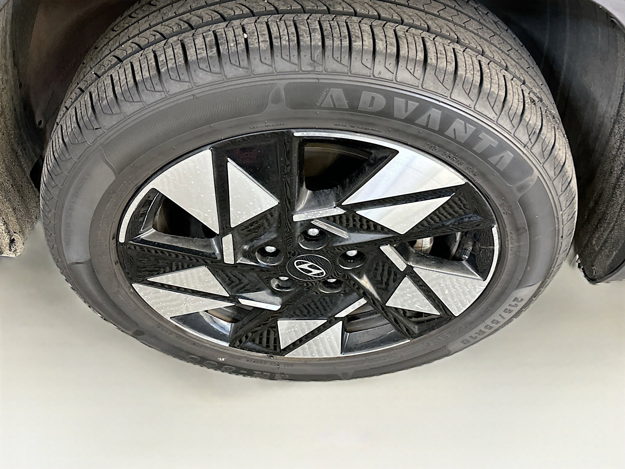 Used 2024 Hyundai Kona SEL image 11