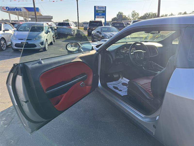 Used 2016 Dodge Challenger R/T Plus RWD image 16