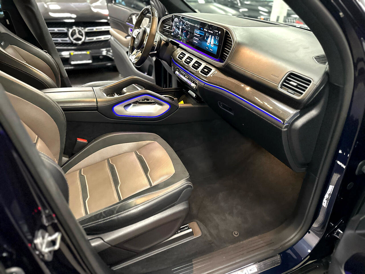 Used 2021 Mercedes-Benz GLS 63 AMG 4MATIC image 35