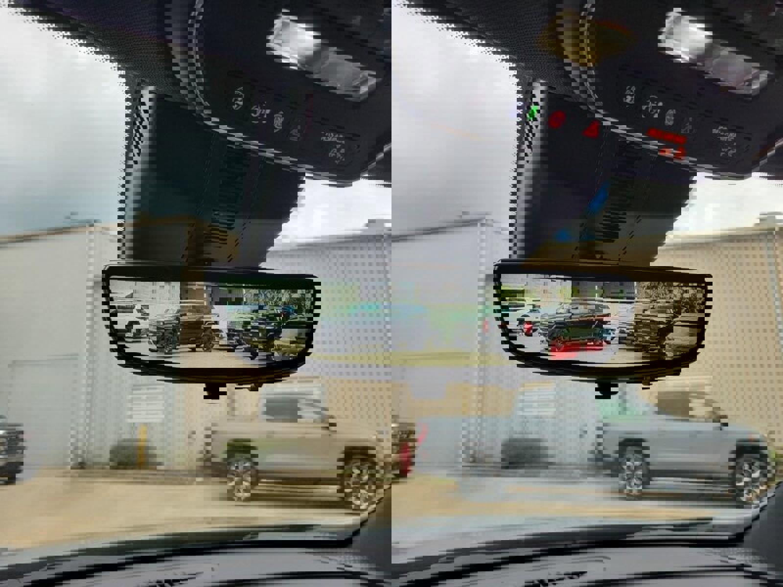 New 2025 Buick Enclave Avenir w/ Super Cruise Package FWD image 22