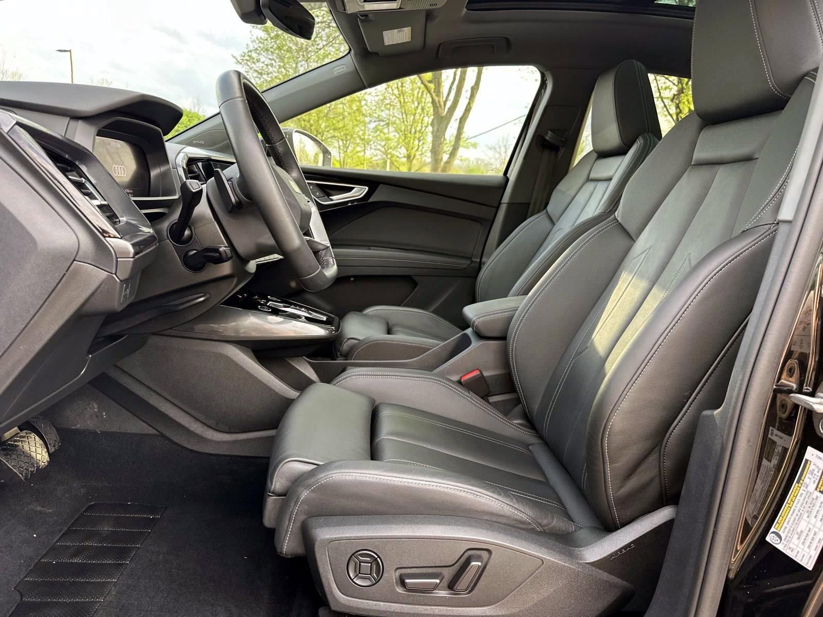 Used 2023 Audi Q4 e-tron Premium Plus w/ Premium Plus image 27