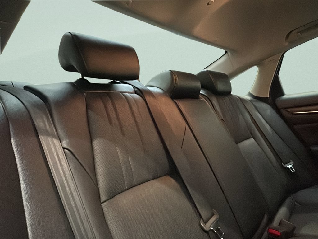 Certified 2019 Honda Accord Touring image 19