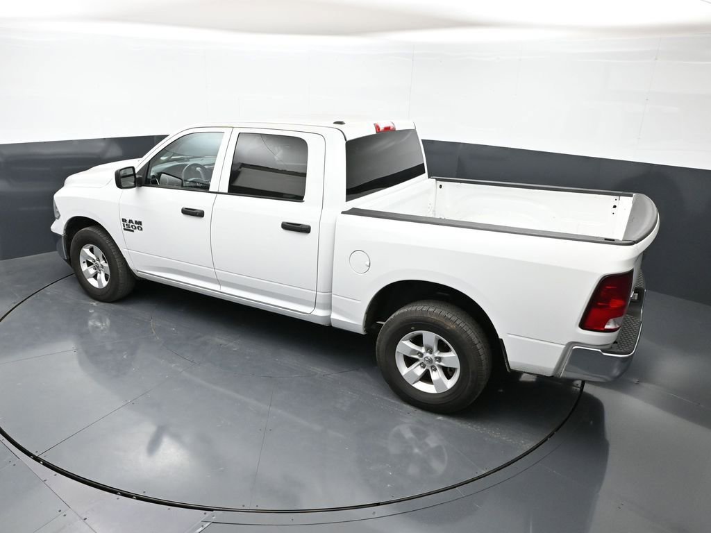 Used 2022 RAM 1500 Classic SLT AWD/4WD image 32