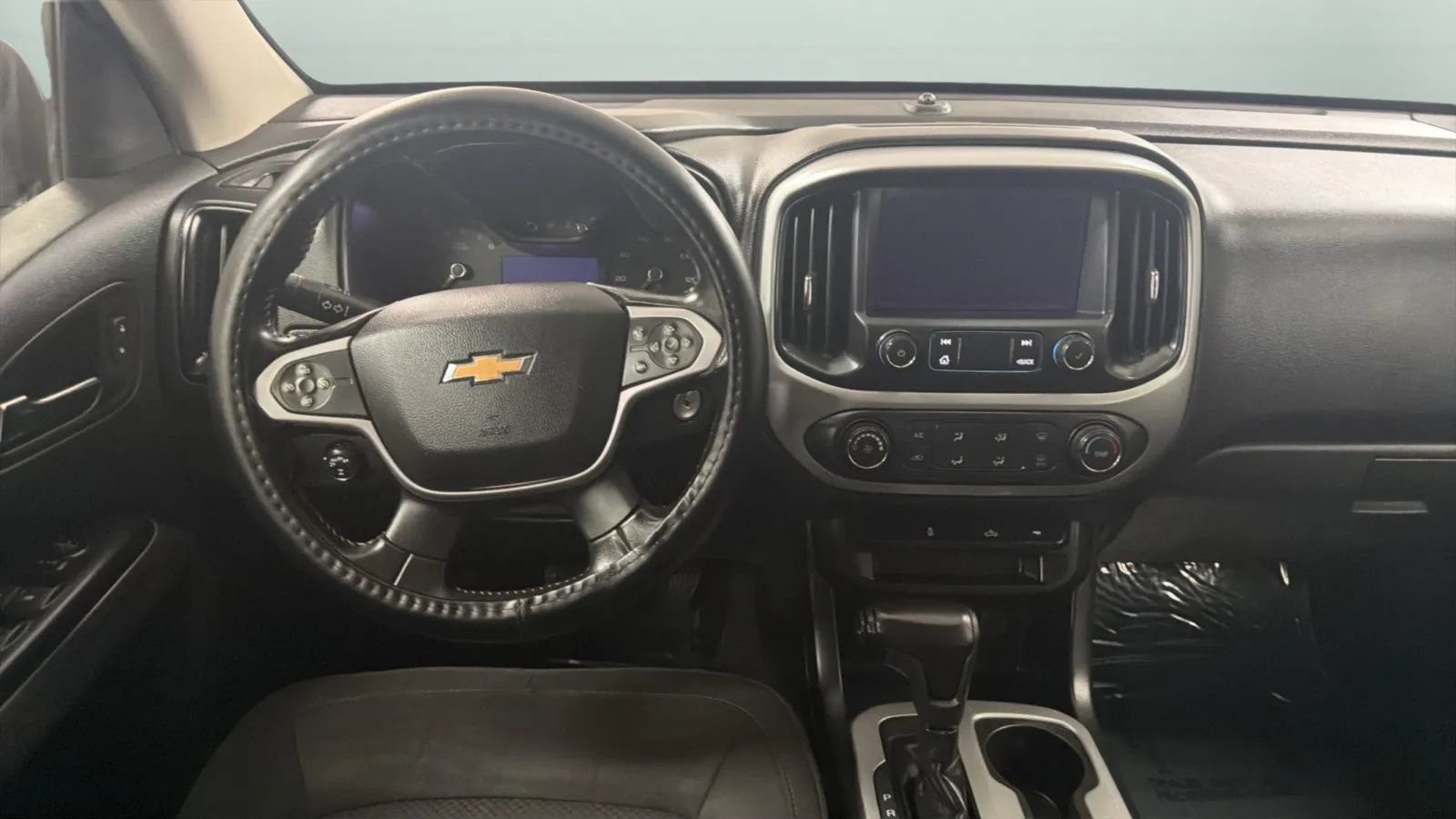 Used 2020 Chevrolet Colorado LT w/ LT Convenience Package AWD/4WD image 10