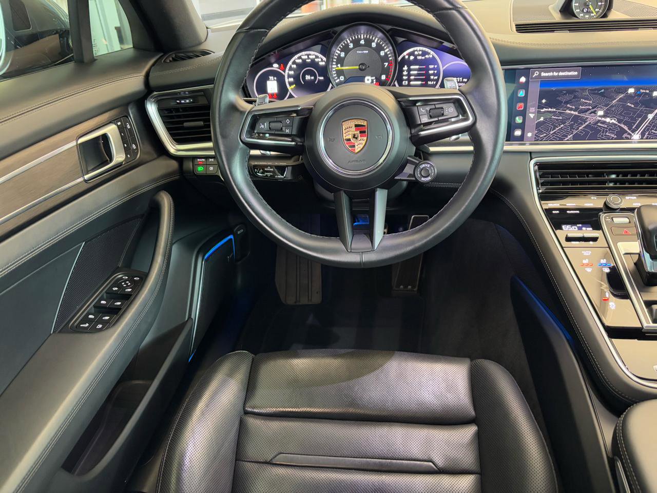 Used 2022 Porsche Panamera 4 Platinum Edition image 13