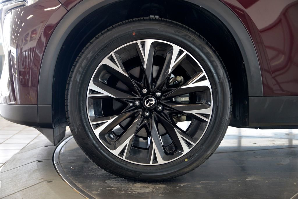 Certified 2024 MAZDA CX-90 Plug-In Hybrid w/ Premium Pkg AWD/4WD image 10