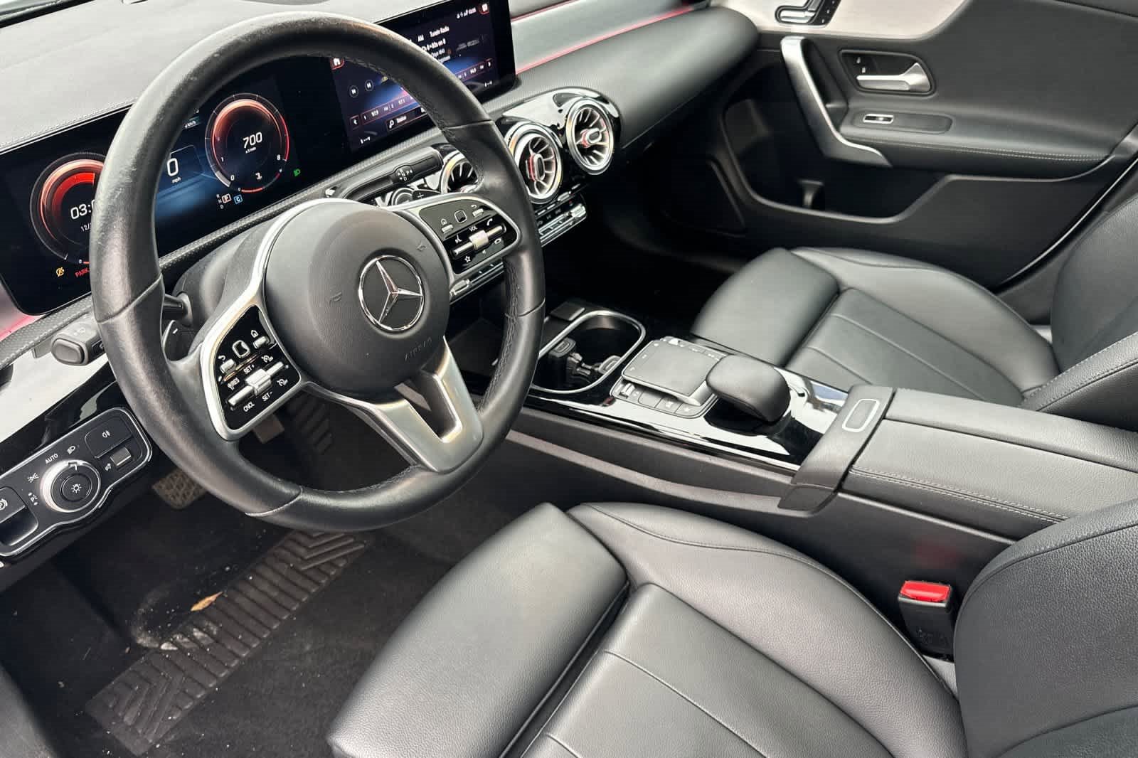 Used 2021 Mercedes-Benz CLA 250 image 11