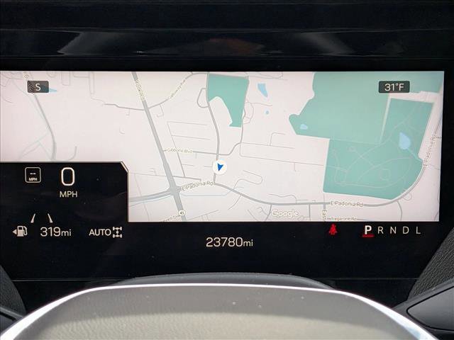 Used 2025 GMC Yukon XL Denali image 8