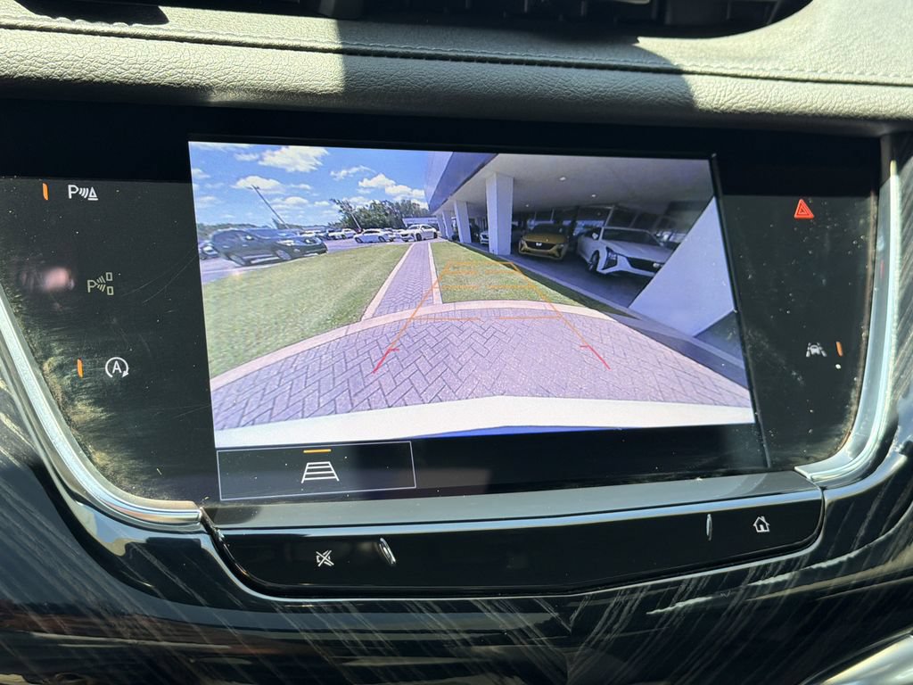 Certified 2025 Cadillac XT6 Premium Luxury FWD image 25