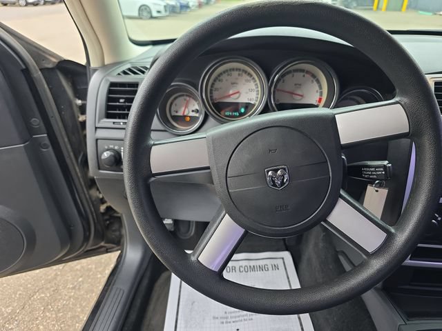 Used 2010 Dodge Charger SE RWD image 14
