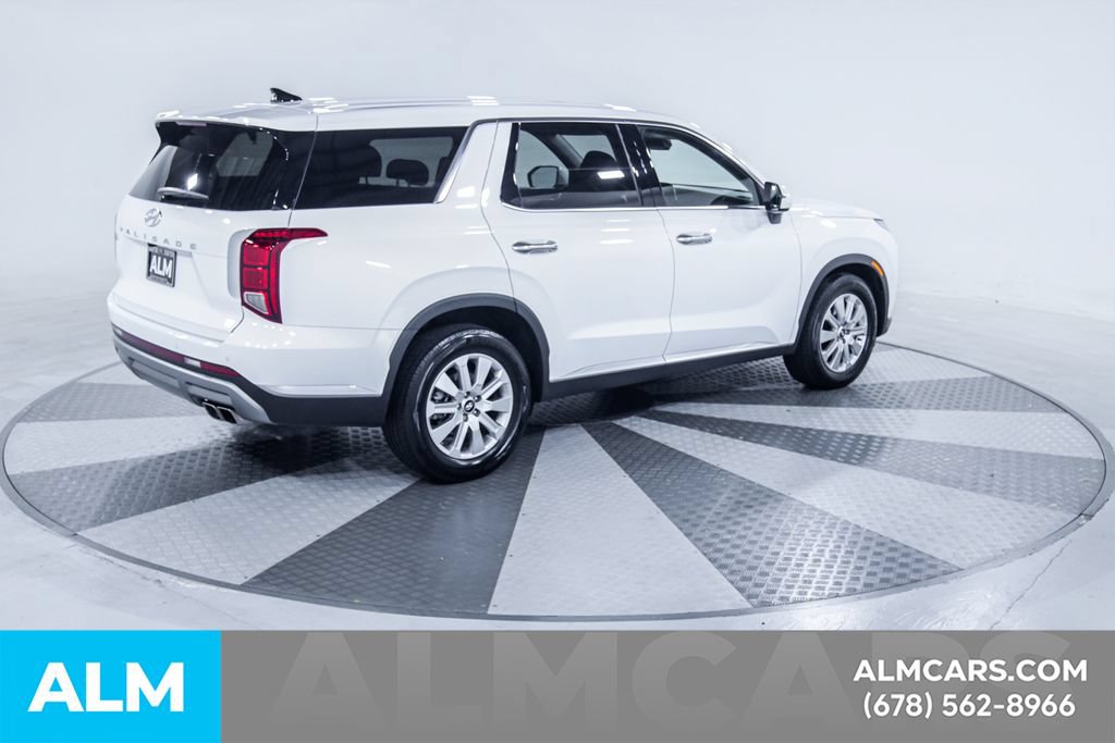 Used 2025 Hyundai Palisade SE FWD image 10