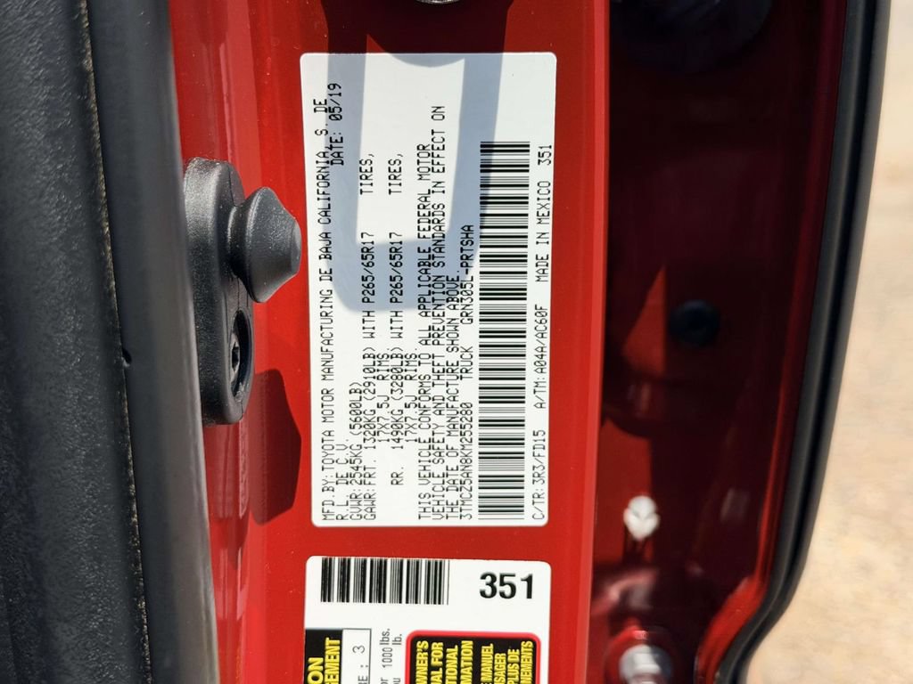 Certified 2019 Toyota Tacoma TRD Sport AWD/4WD image 26