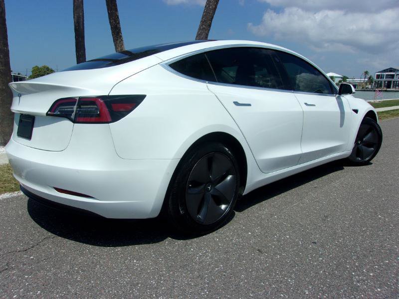 Used 2019 Tesla Model 3 Standard Range Plus image 18
