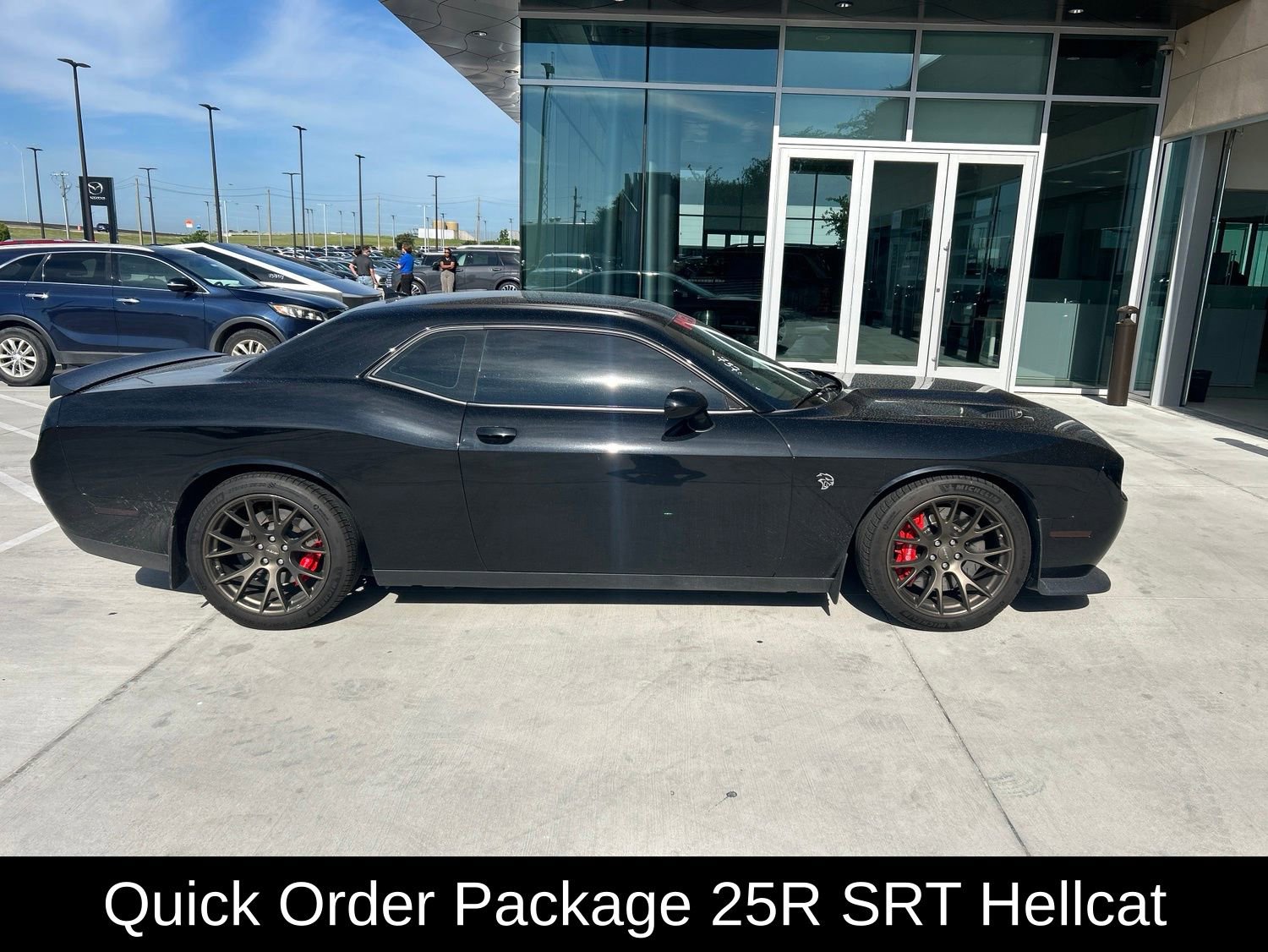 Used 2016 Dodge Challenger SRT Hellcat RWD image 4