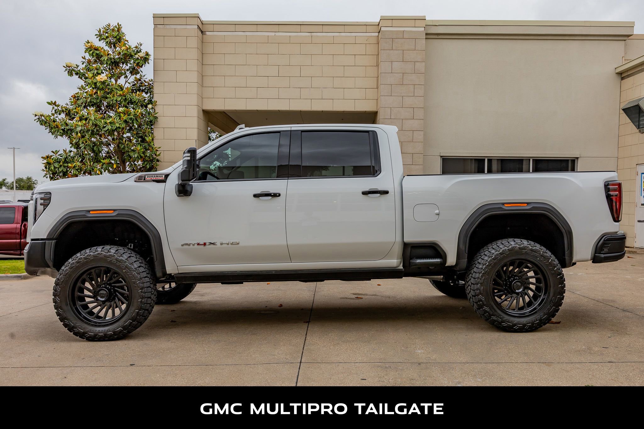 Used 2025 GMC Sierra 2500 AT4X w/ AT4X AEV Edition AWD/4WD image 6