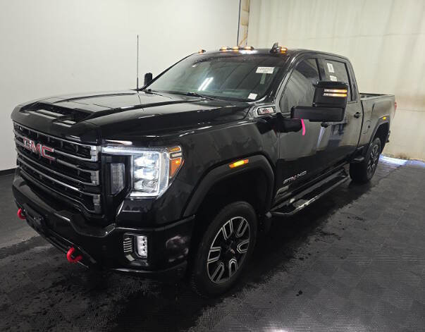 Used 2021 GMC Sierra 3500 AT4 w/ AT4 Premium Plus Package AWD/4WD image 2