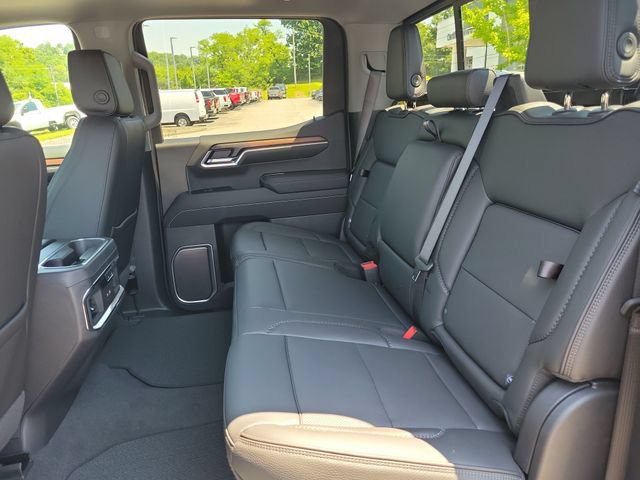 New 2026 GMC Sierra 1500 Denali w/ Denali Reserve Package AWD/4WD image 9