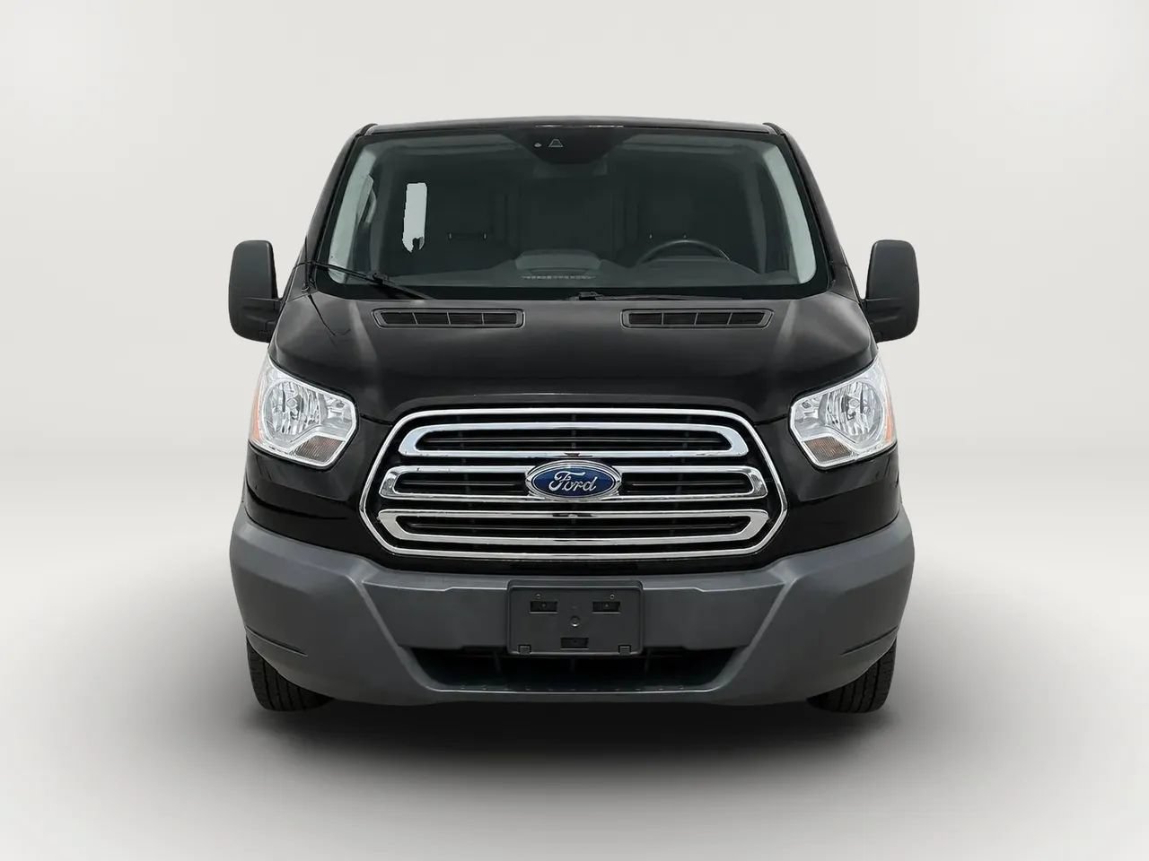 Used 2018 Ford Transit 150 130 Low Roof w/ Exterior Upgrade Package RWD image 2