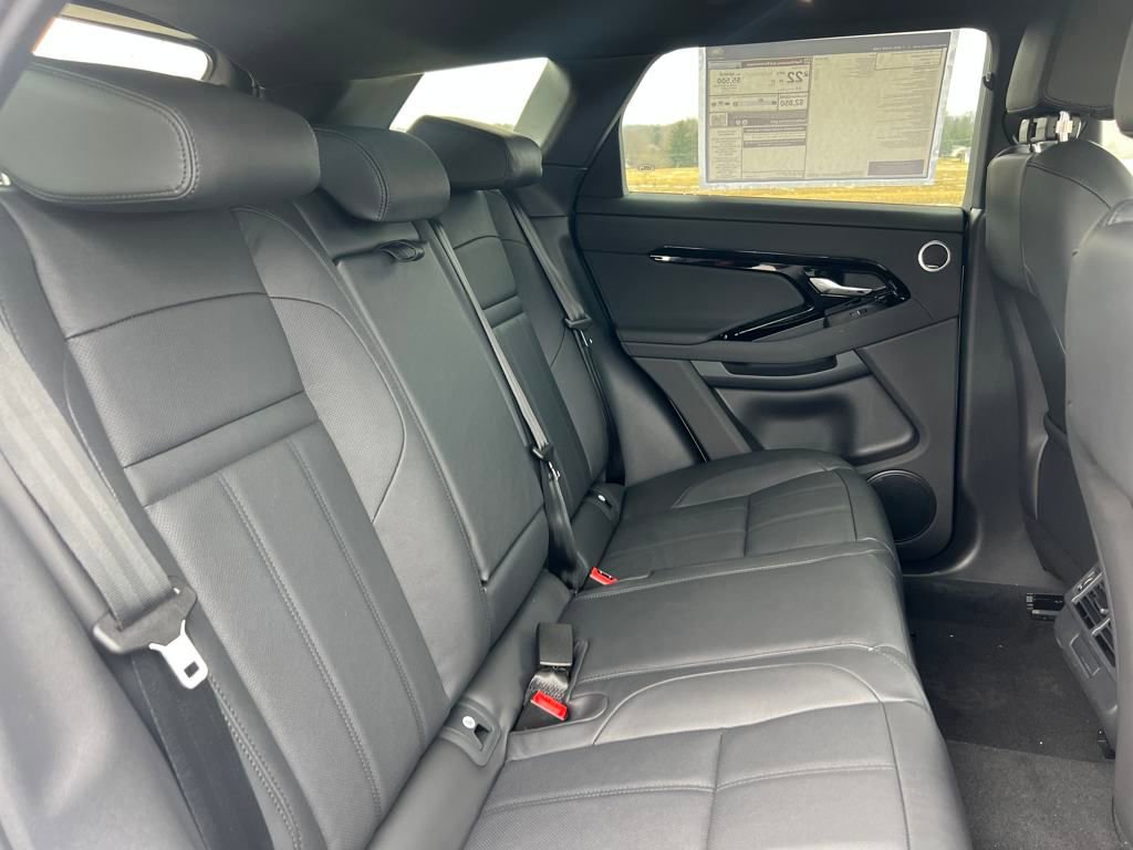 New 2026 Land Rover Range Rover Evoque Dynamic SE image 18