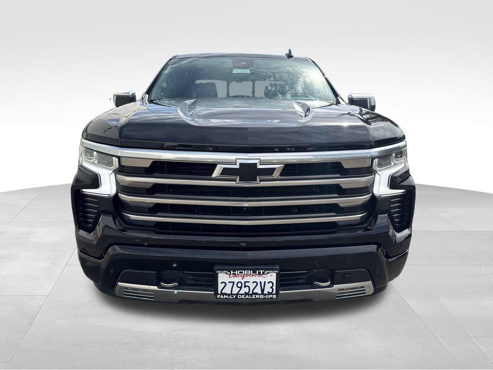 Used 2023 Chevrolet Silverado 1500 High Country w/ Technology Package AWD/4WD image 8