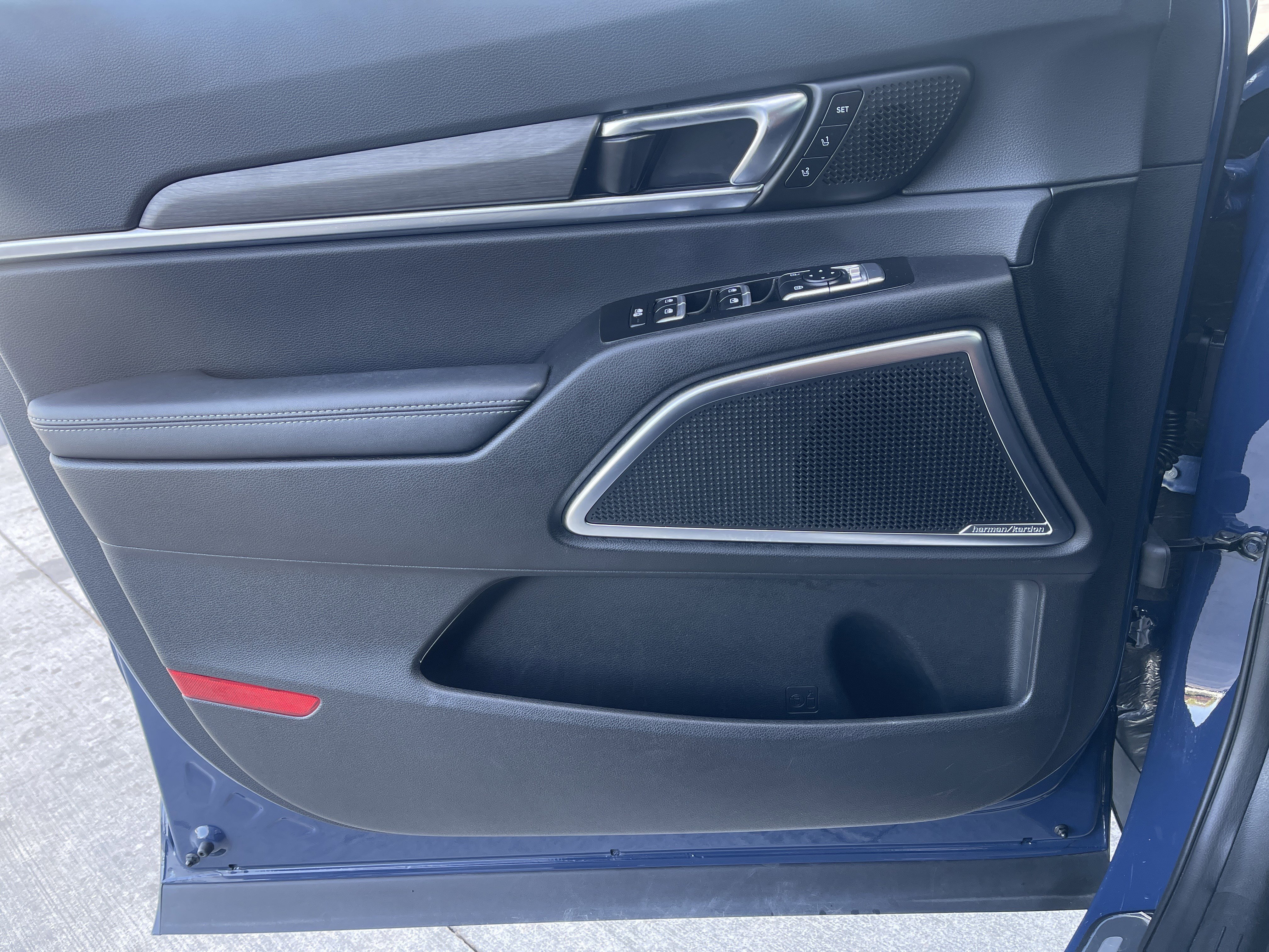 Used 2023 Kia Telluride SX Prestige X-Pro image 22