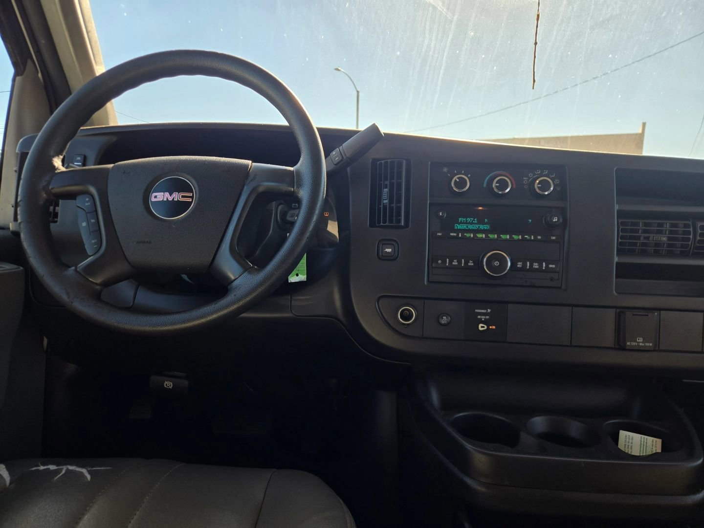Used 2016 GMC Savana 3500 LS image 18