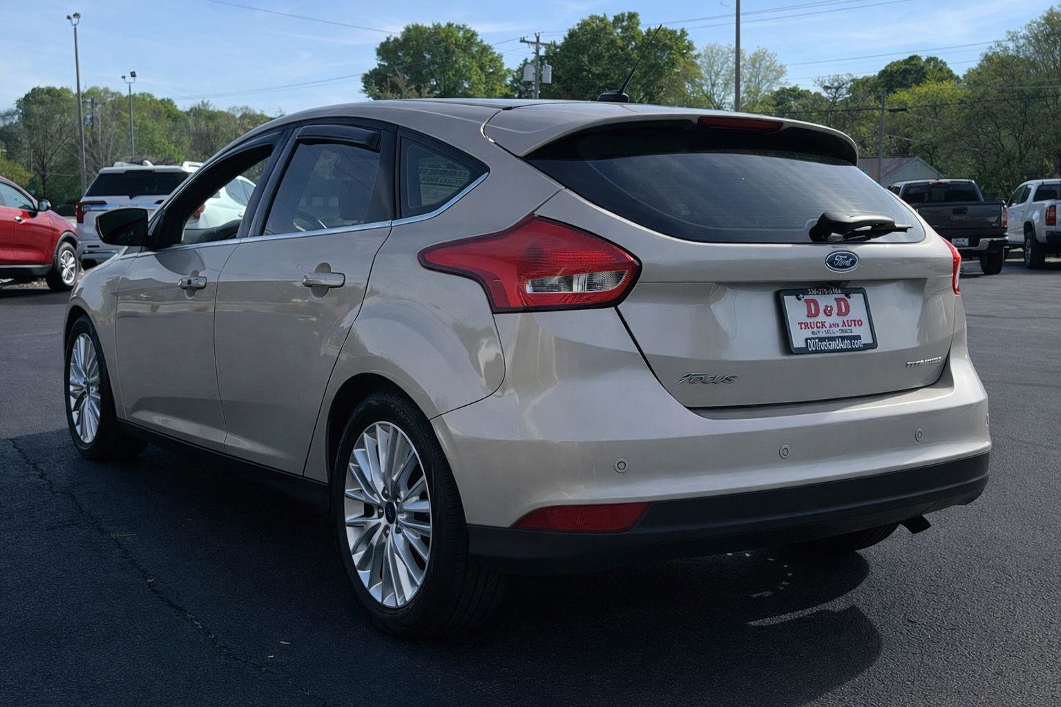 Used 2018 Ford Focus Titanium w/ Titanium Technology Package image 3
