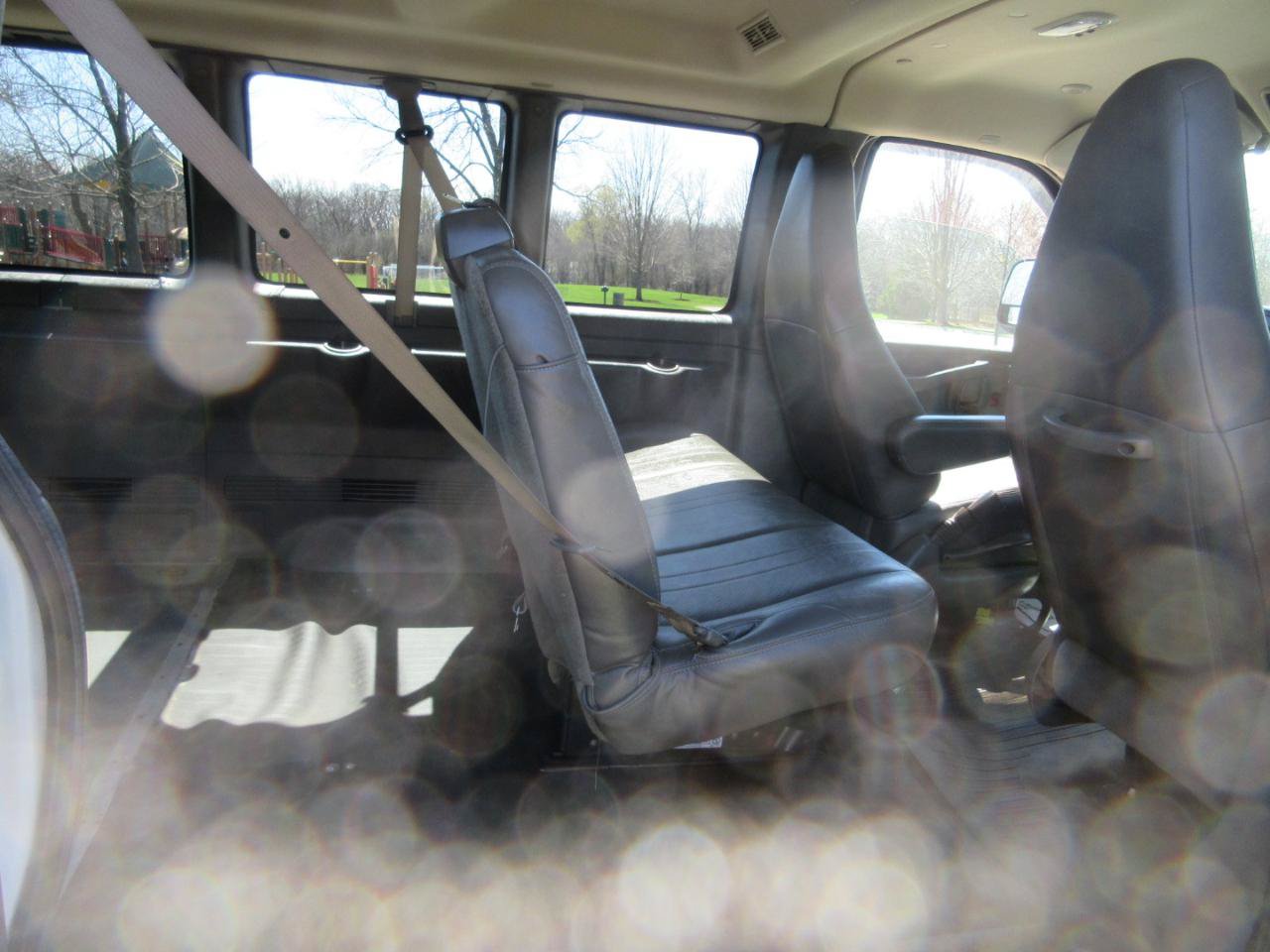 Used 2020 Chevrolet Express 2500 Extended RWD image 29