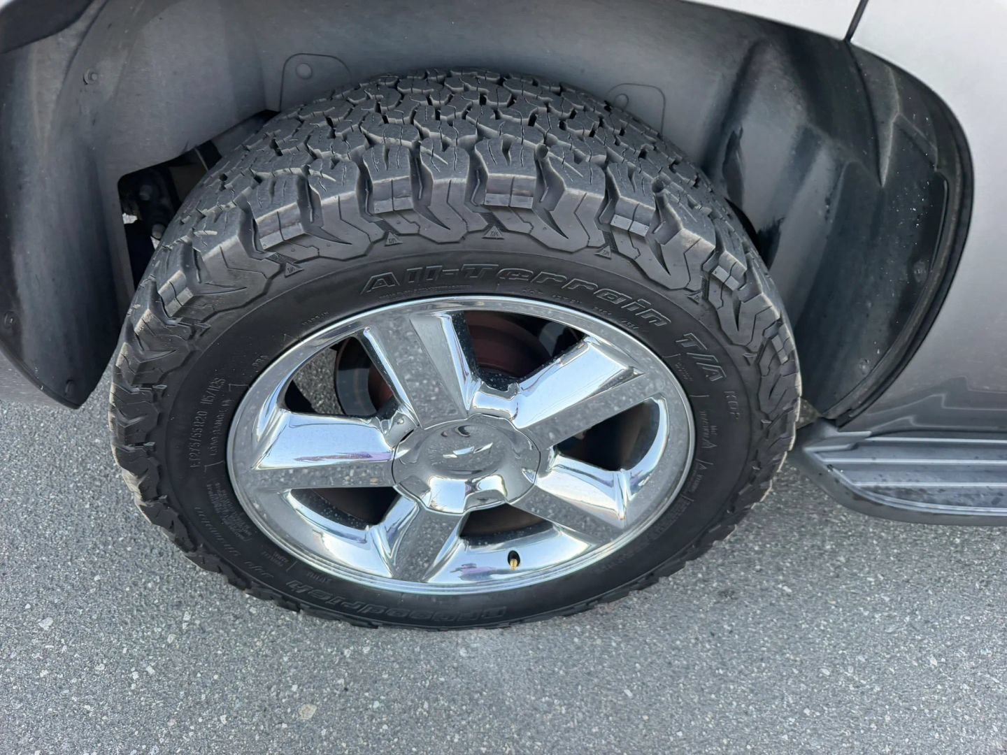 Used 2012 Chevrolet Tahoe LTZ AWD/4WD image 33