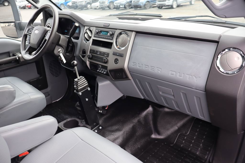 Used 2025 Ford F650 2WD Regular Cab Super Duty image 38
