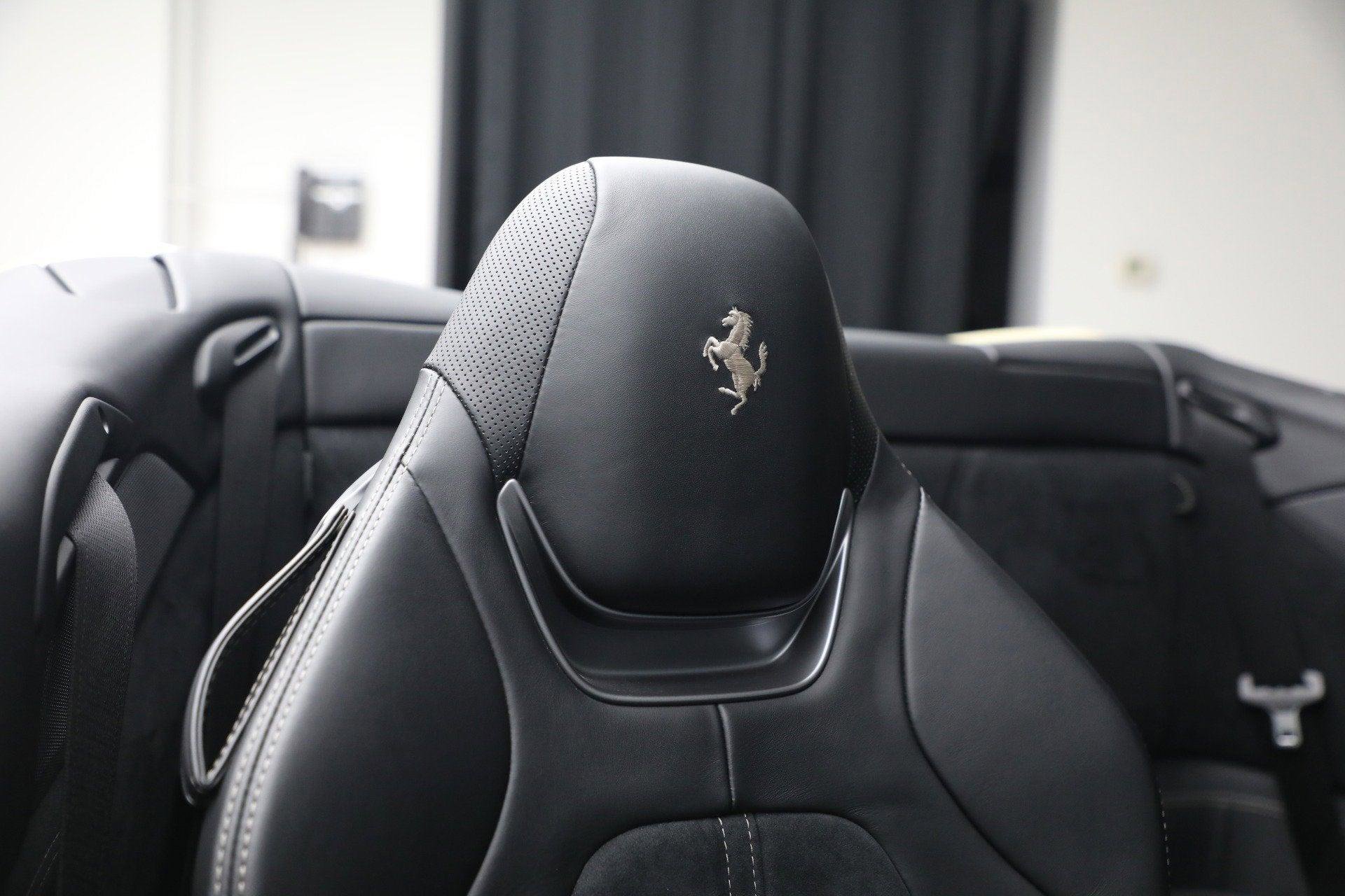 Certified 2023 Ferrari Portofino M image 30