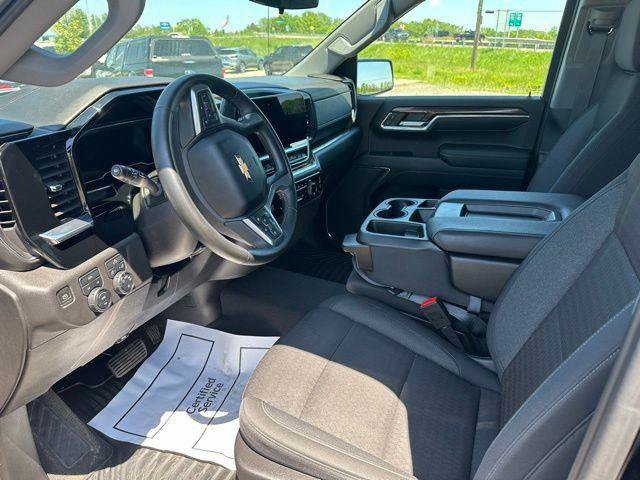 Used 2024 Chevrolet Silverado 1500 LT AWD/4WD image 35