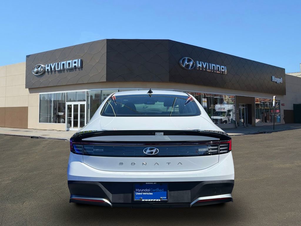 Certified 2025 Hyundai Sonata SE FWD image 6
