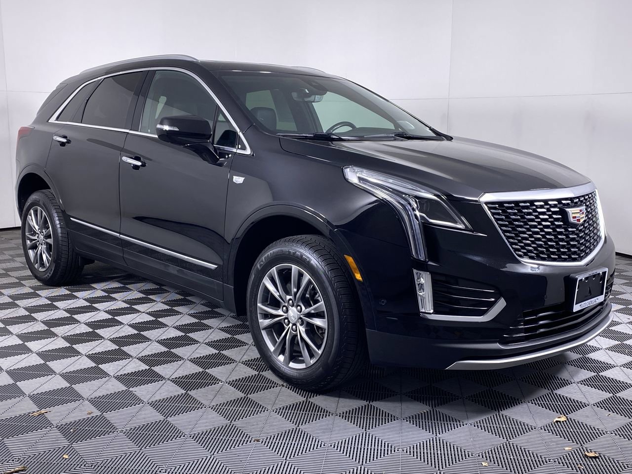 Certified 2023 Cadillac XT5 Premium Luxury w/ Technology Package FWD image 40