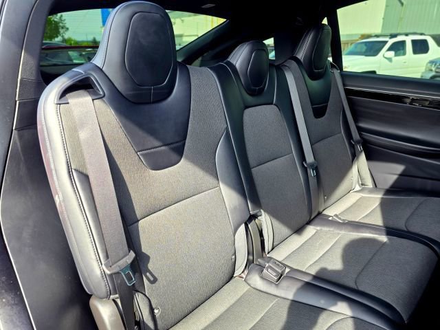 Used 2017 Tesla Model X 75D AWD/4WD image 37