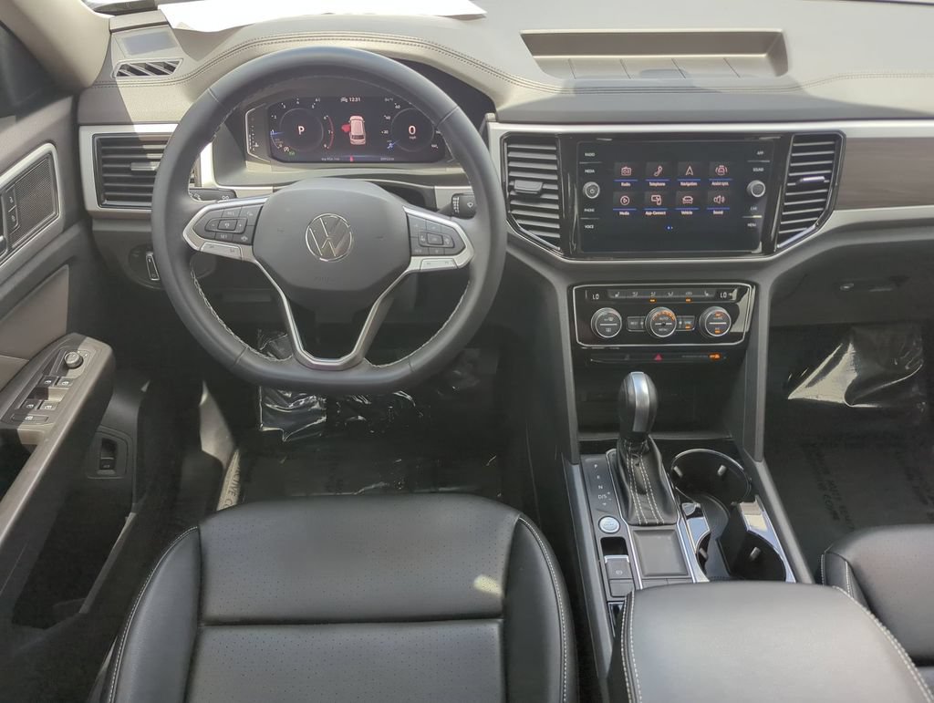 Certified 2023 Volkswagen Atlas SE FWD image 12