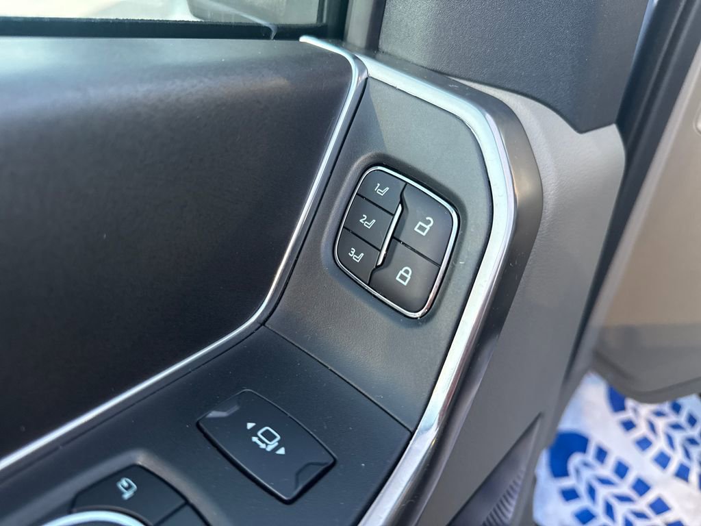Used 2025 Ford F350 Platinum w/ Platinum Plus Package image 37