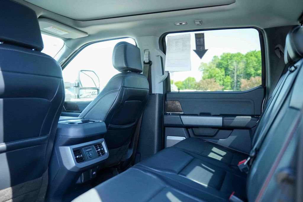 Used 2023 Ford F450 Lariat w/ FX4 Off-Road Package AWD/4WD image 22