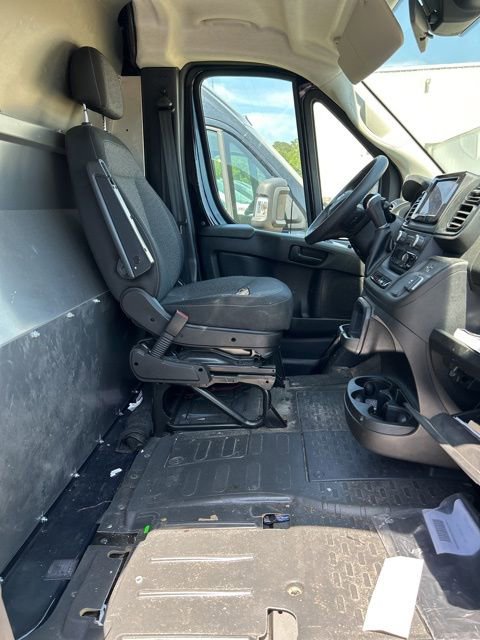 Used 2023 RAM ProMaster 2500 w/ Black Appearance Package FWD image 15
